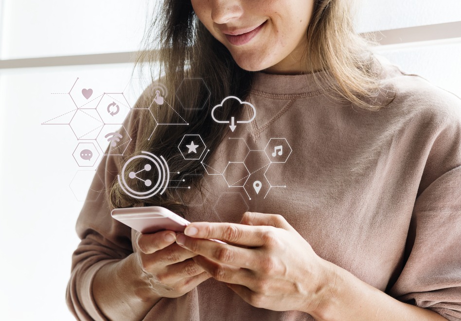 How Smart Are Smartphone Assistant Translations?