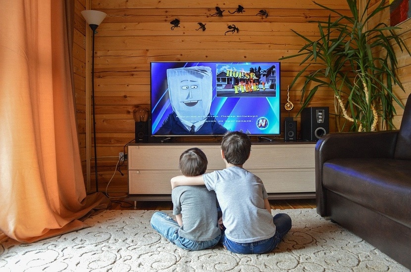 How Dubbing and Subtitles Make Your Videos Successful Internationally